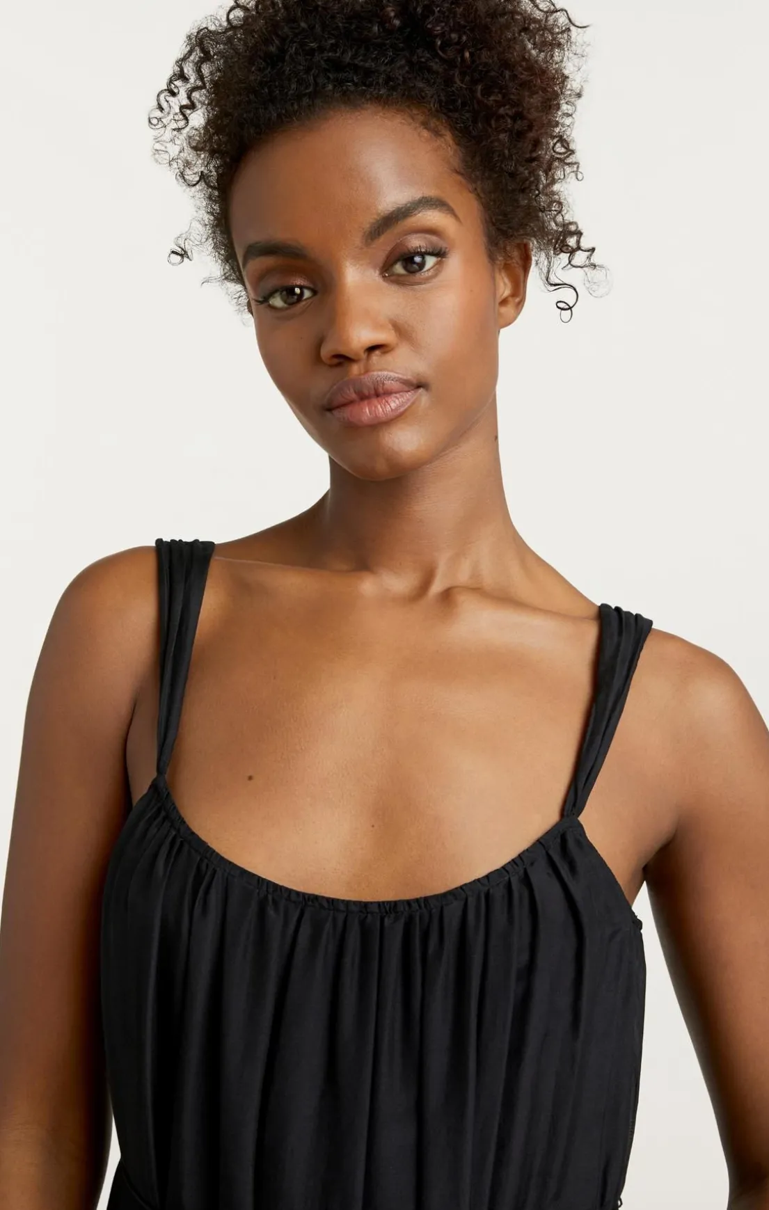 Kandra Dress